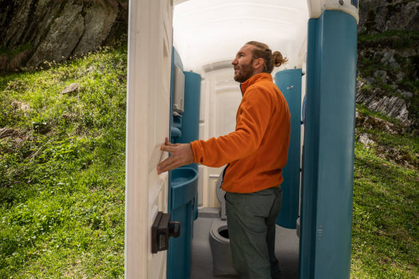 Best Portable toilet rental cost  in Warren, MN